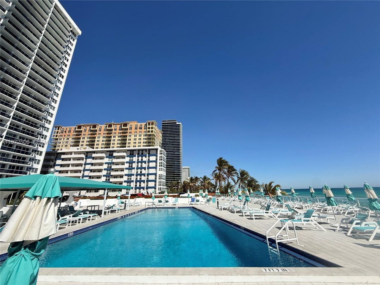 3140 S Ocean Dr, Unit 604, Hallandale Beach, FL 33009 Photo