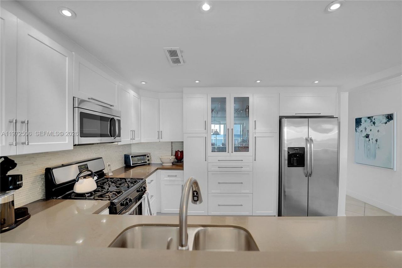 3140 S Ocean Dr, Unit 604, Hallandale Beach, FL 33009 Photo