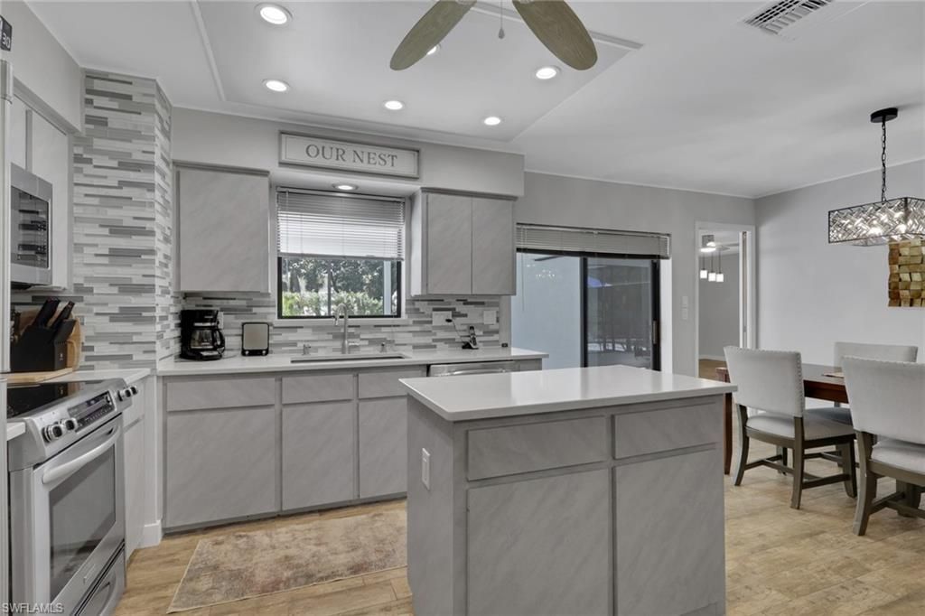 28025 Oak Ln, Bonita Springs, FL 34135 Photo