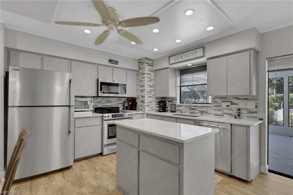 28025 Oak Ln, Bonita Springs, FL 34135 Photo