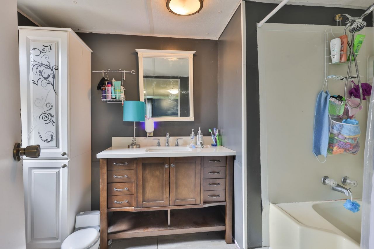 78 Dove St.  Photo 10