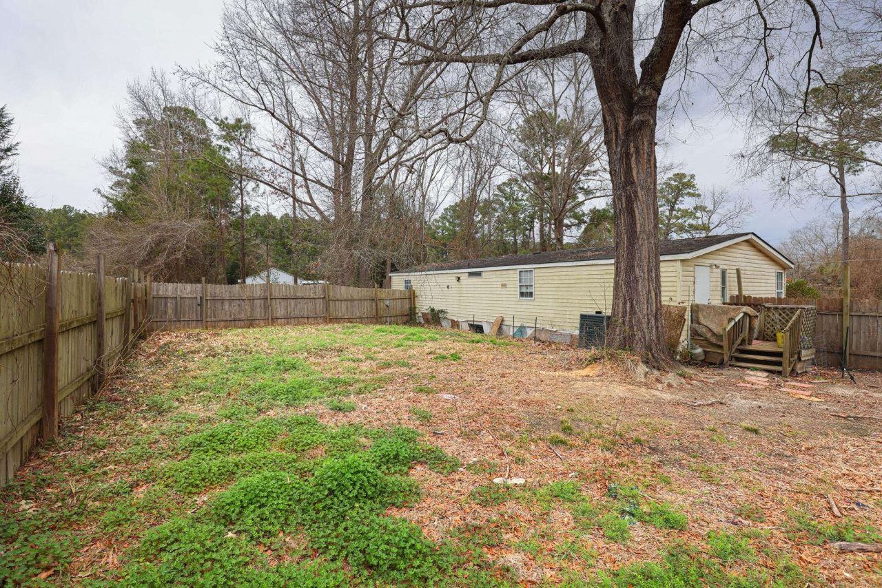 78 Dove St.  Photo 23