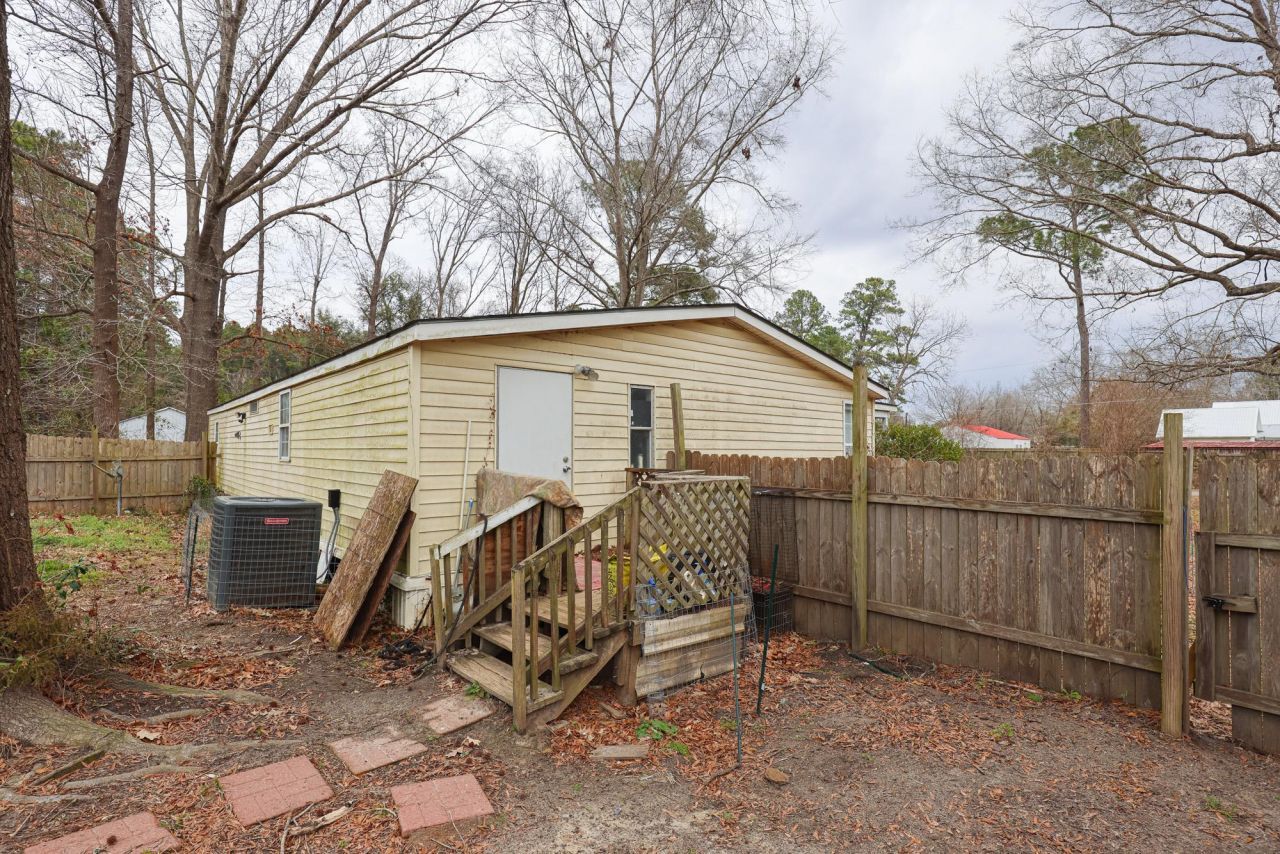 78 Dove St.  Photo 25