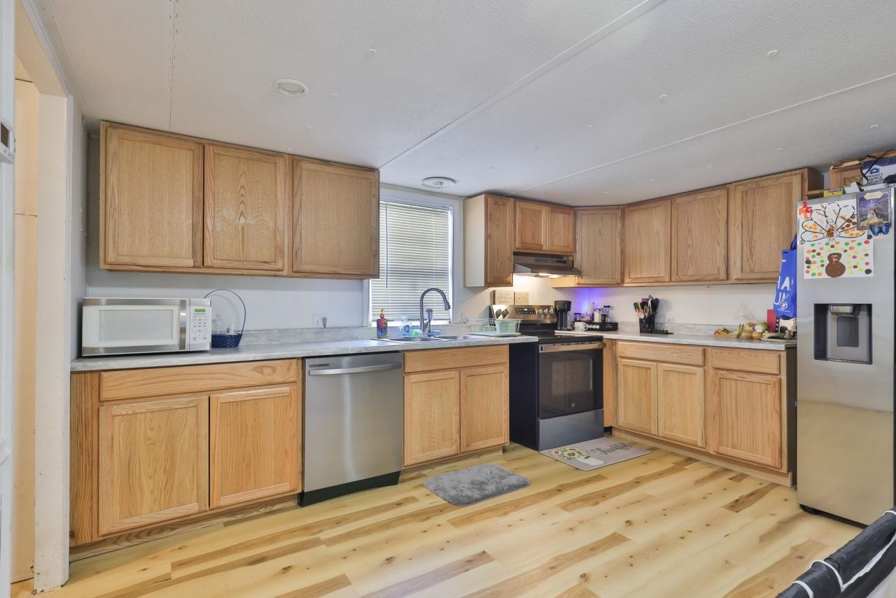 78 Dove St.  Photo 4