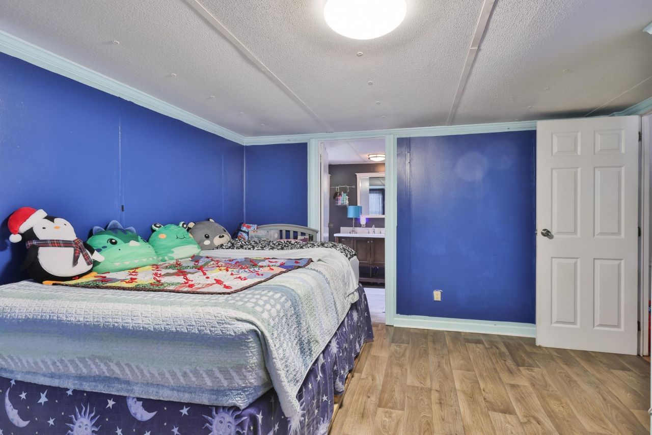 78 Dove St.  Photo 8