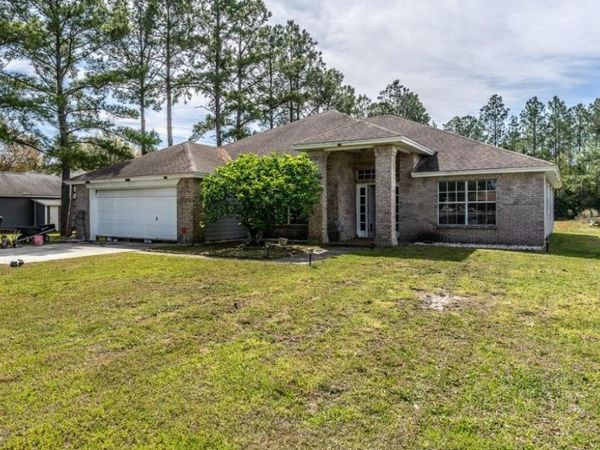 9587 Ford Road , FL 32009