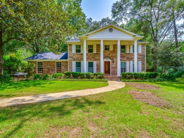 5119 Ile De France Drive , Tallahassee, FL 32308