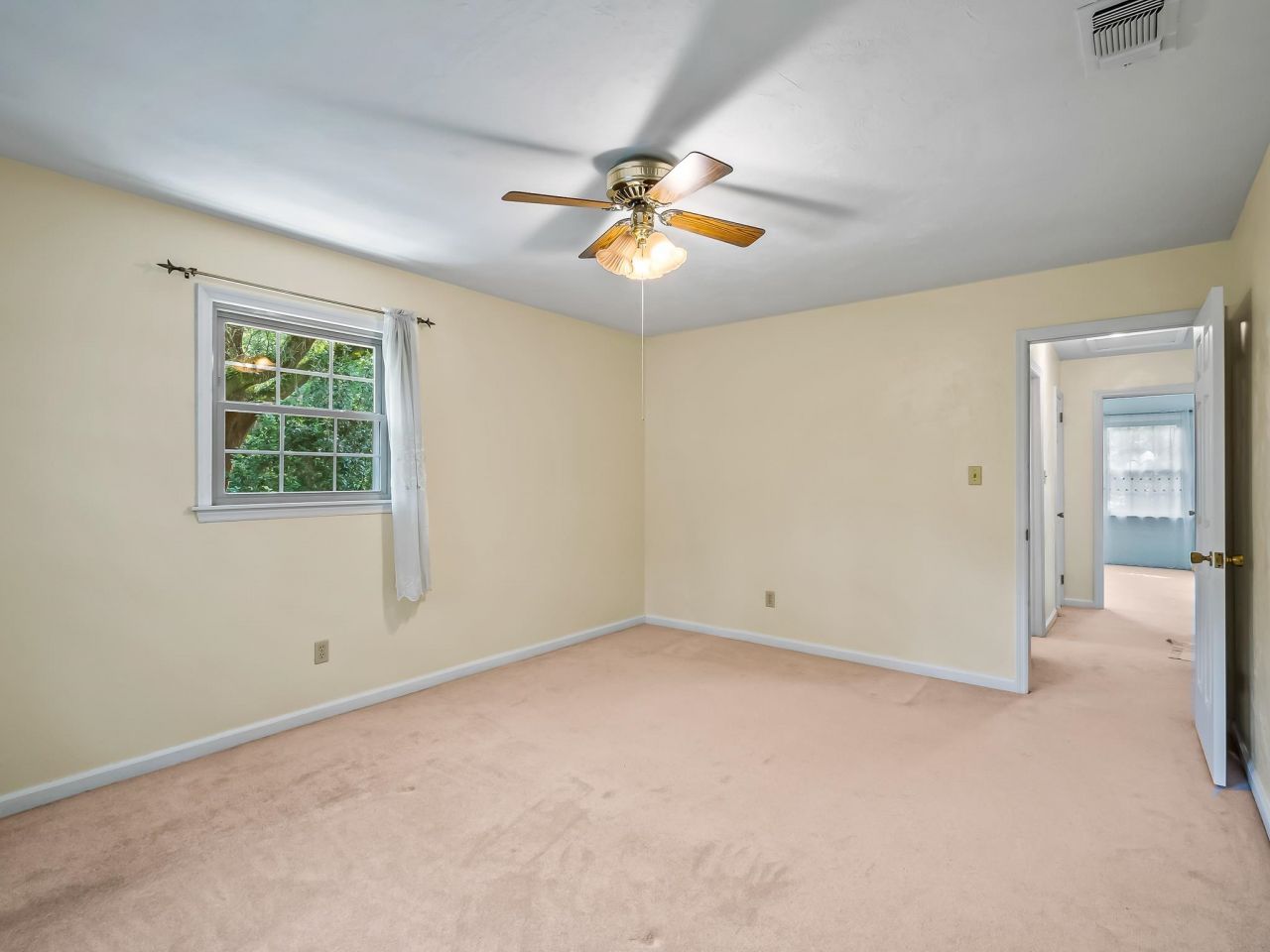 5119 Ile De France Drive , Tallahassee, FL 32308 Photo