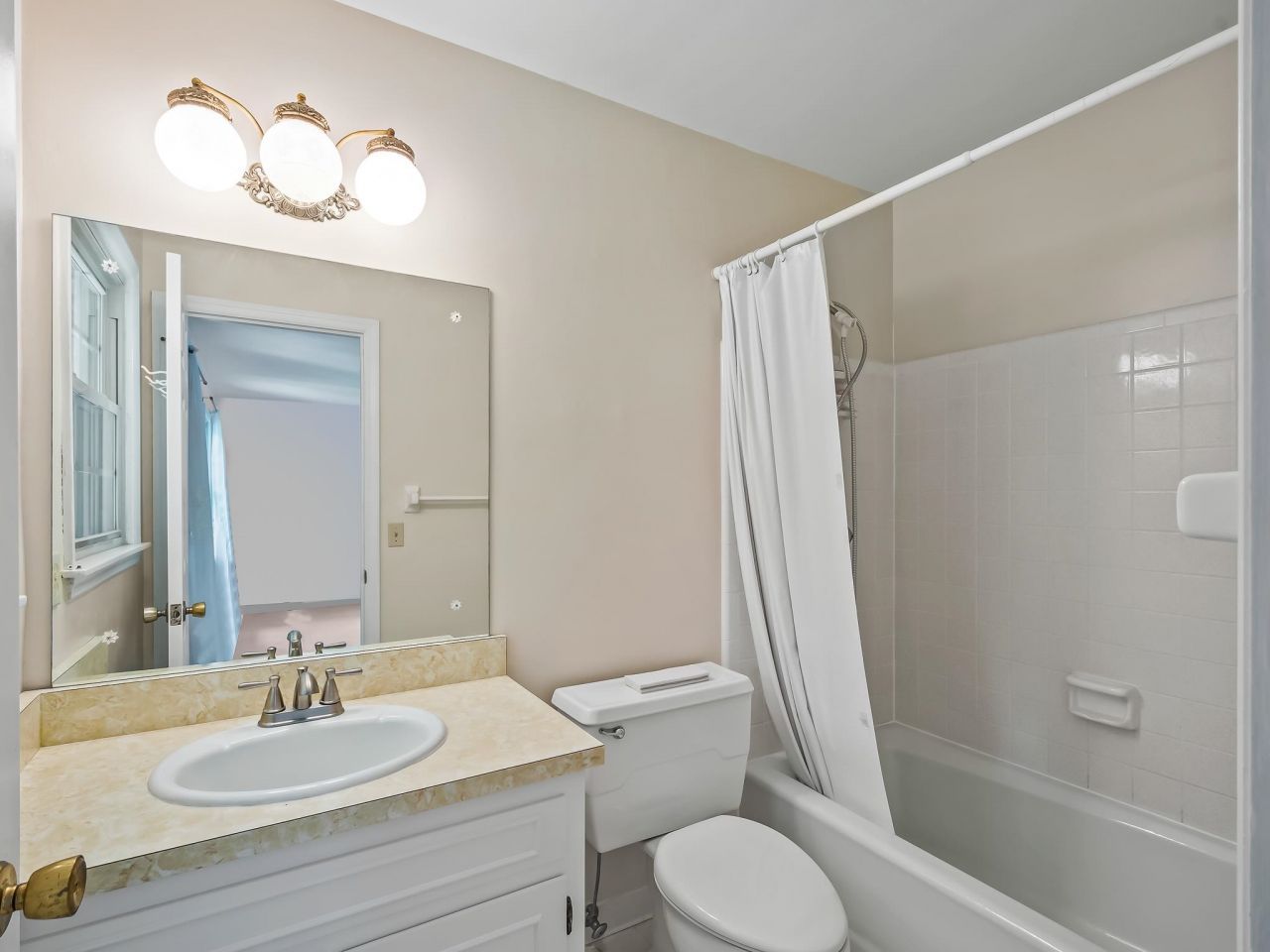 5119 Ile De France Drive , Tallahassee, FL 32308 Photo