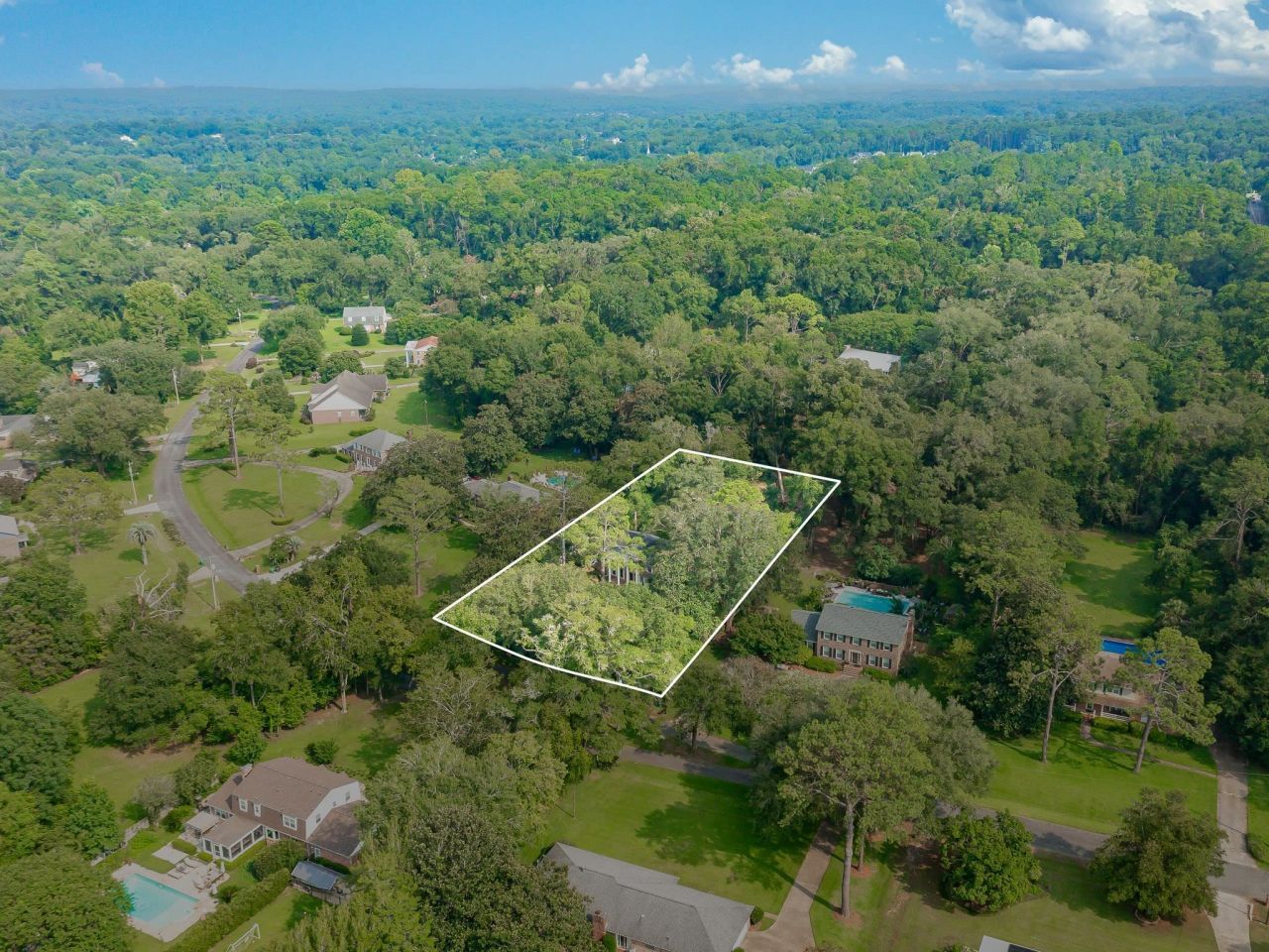 5119 Ile De France Drive , Tallahassee, FL 32308 Photo