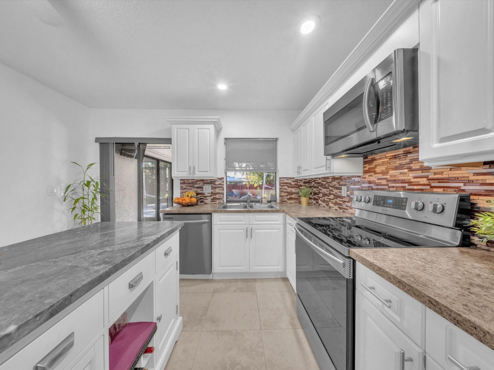 2790 NW 91st Avenue, Coral Springs, FL 33065 Photo