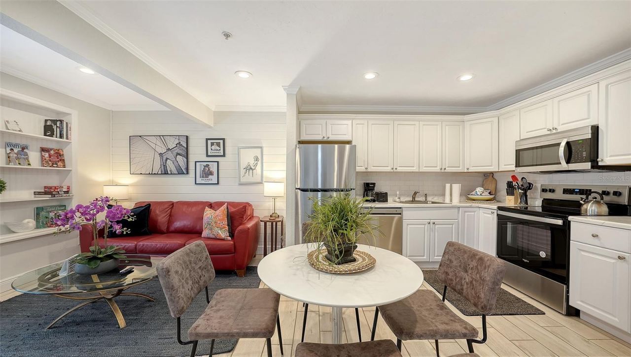 662 Calle Del Otono, Sarasota, FL 34242 Photo