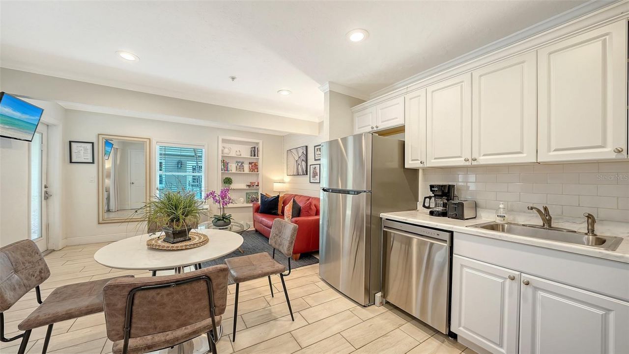 662 Calle Del Otono, Sarasota, FL 34242 Photo