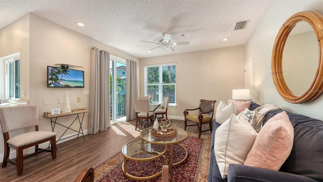 662 Calle Del Otono, Sarasota, FL 34242 Photo