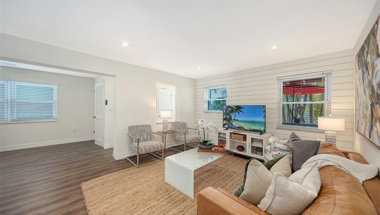 662 Calle Del Otono, Sarasota, FL 34242 Photo