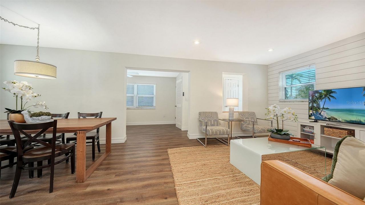 662 Calle Del Otono, Sarasota, FL 34242 Photo