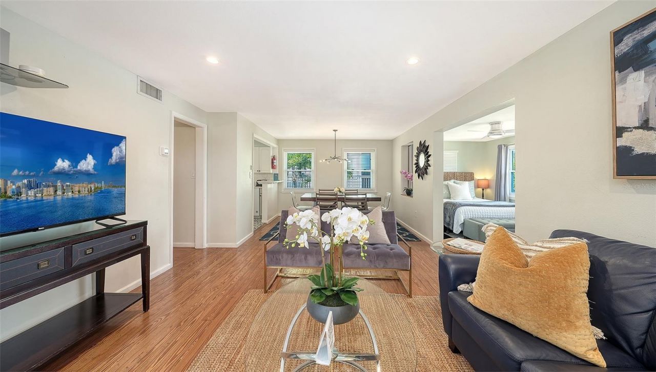 662 Calle Del Otono, Sarasota, FL 34242 Photo