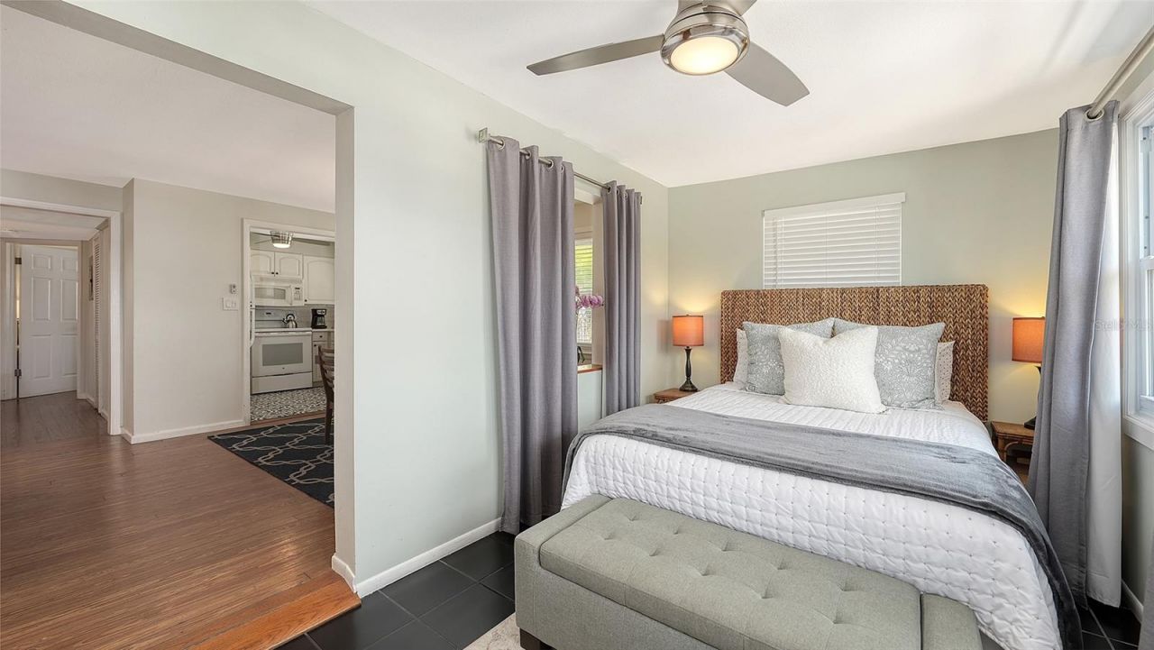 662 Calle Del Otono, Sarasota, FL 34242 Photo