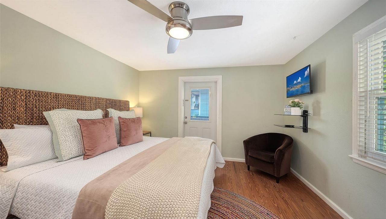 662 Calle Del Otono, Sarasota, FL 34242 Photo