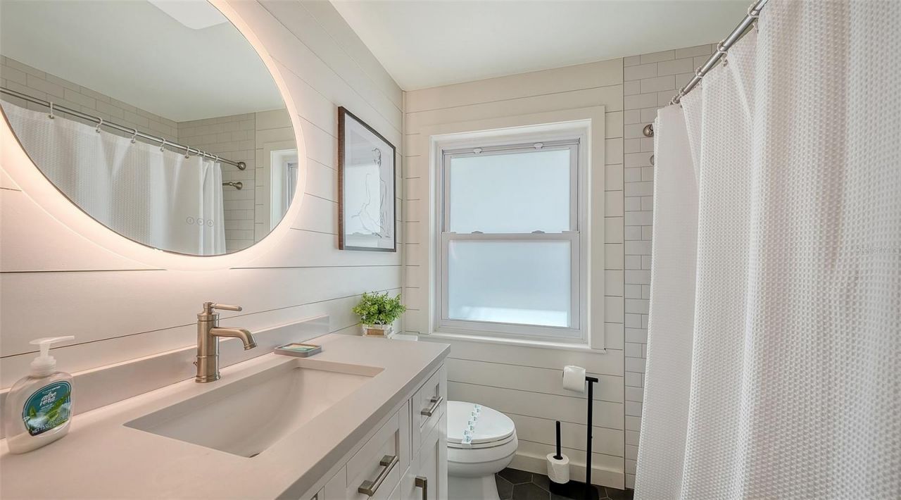 662 Calle Del Otono, Sarasota, FL 34242 Photo