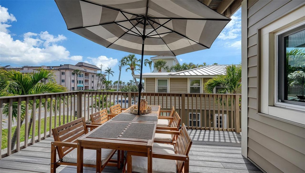 662 Calle Del Otono, Sarasota, FL 34242 Photo