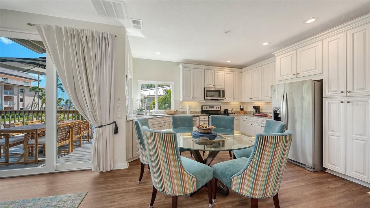 662 Calle Del Otono, Sarasota, FL 34242 Photo