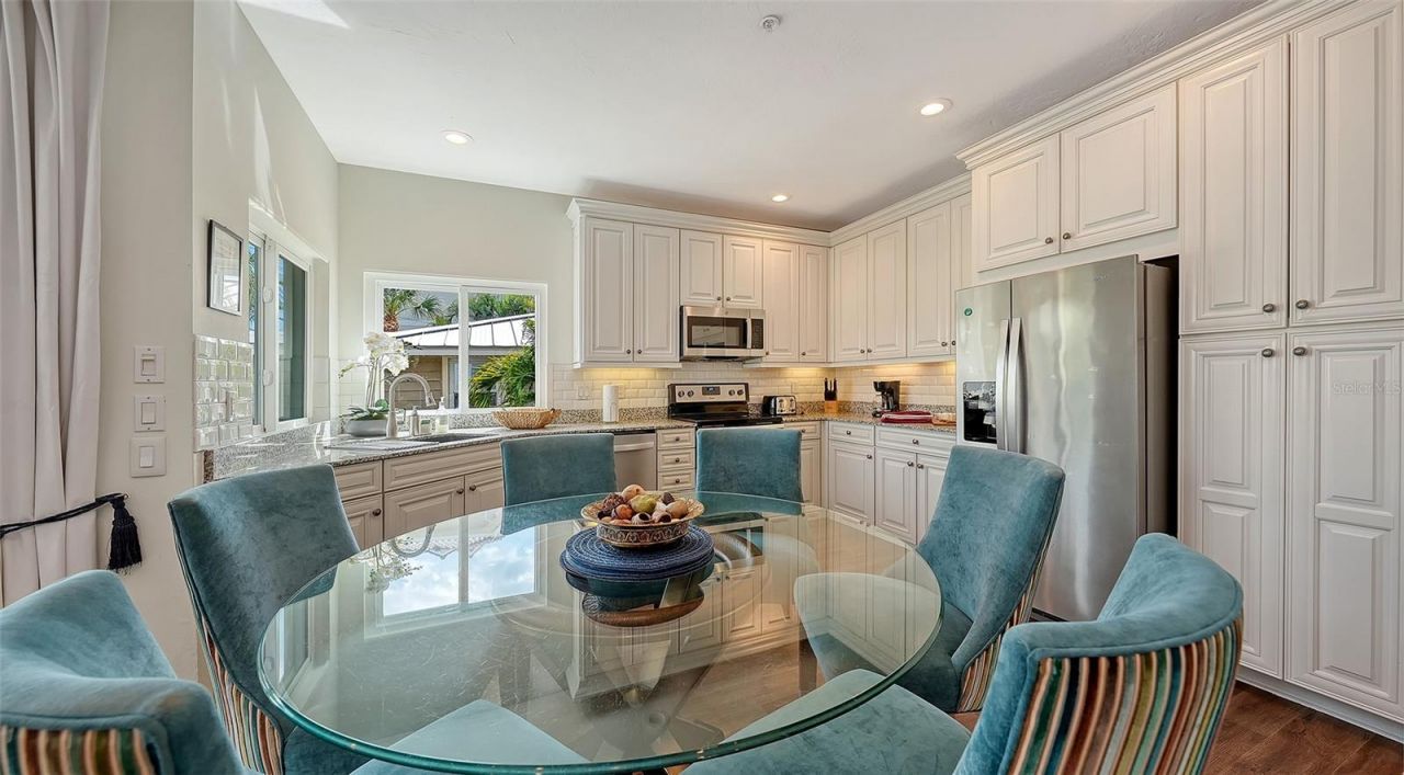 662 Calle Del Otono, Sarasota, FL 34242 Photo