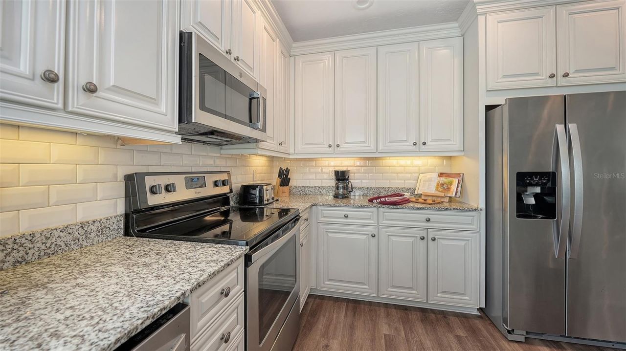 662 Calle Del Otono, Sarasota, FL 34242 Photo