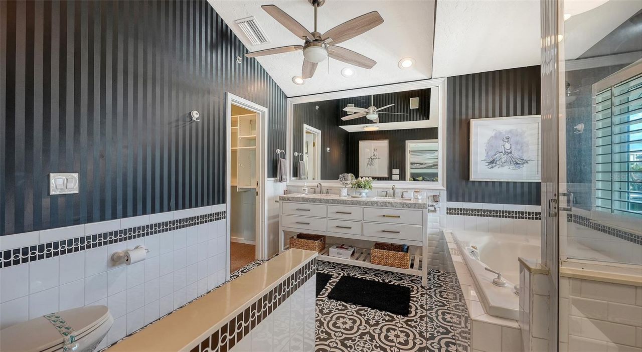 662 Calle Del Otono, Sarasota, FL 34242 Photo