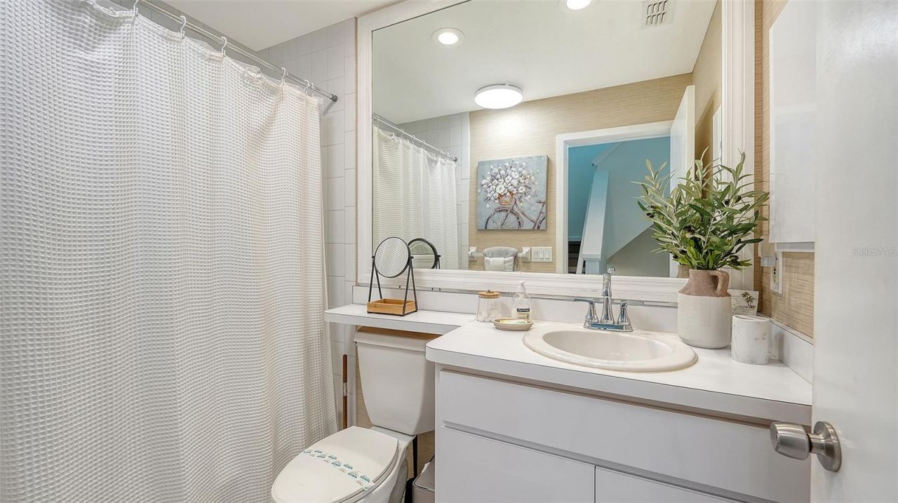 662 Calle Del Otono, Sarasota, FL 34242 Photo