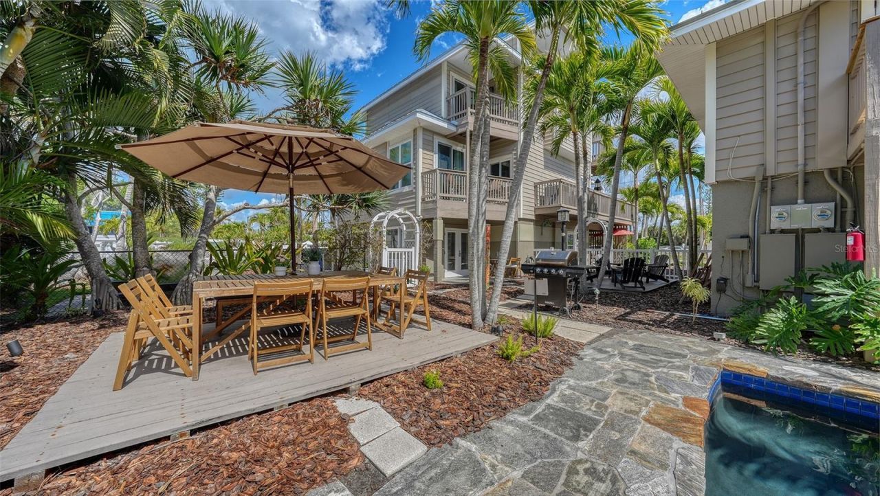 662 Calle Del Otono, Sarasota, FL 34242 Photo