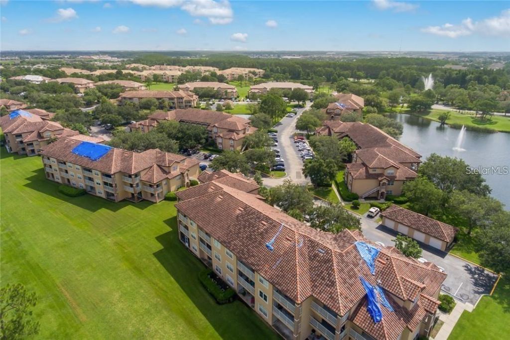 13953 Fairway Island Drive, Unit 621, Orlando, FL 32837 Photo
