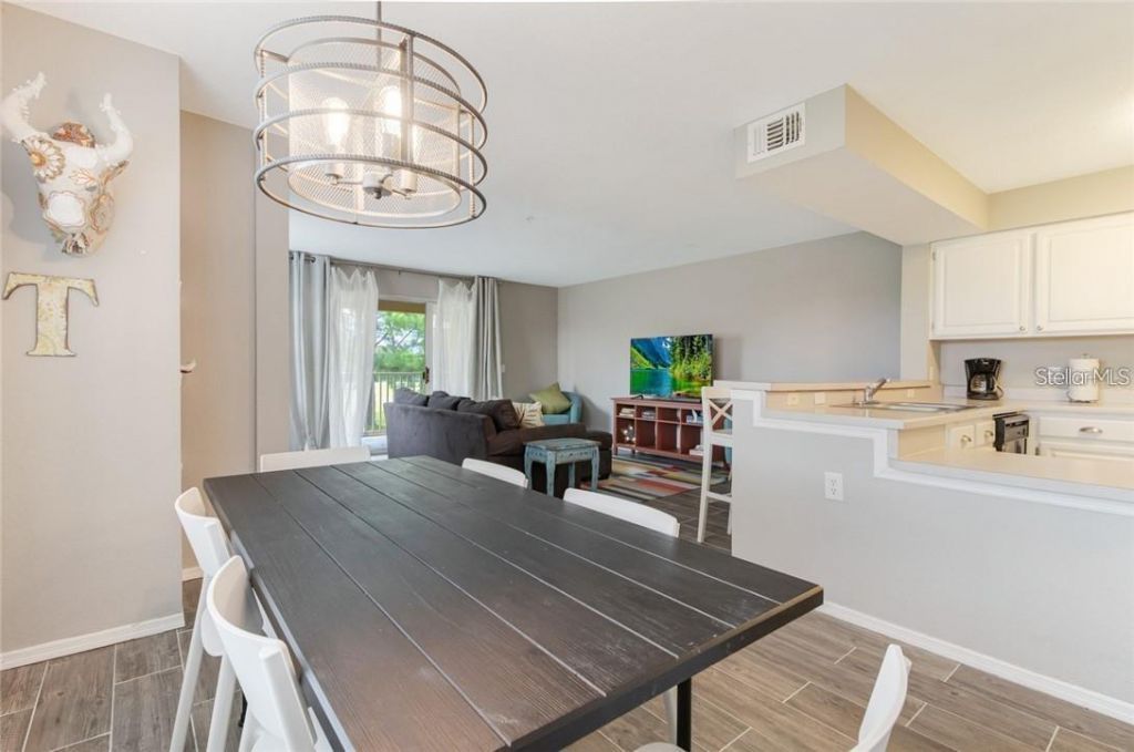 13953 Fairway Island Drive, Unit 621, Orlando, FL 32837 Photo