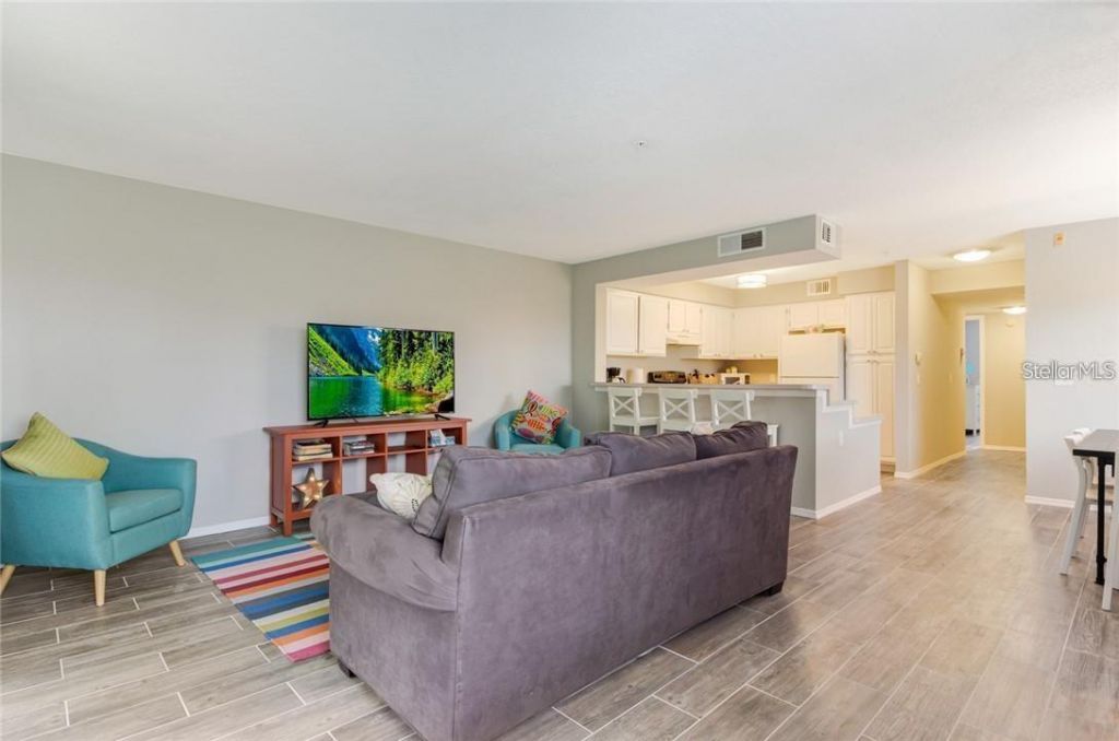 13953 Fairway Island Drive, Unit 621, Orlando, FL 32837 Photo