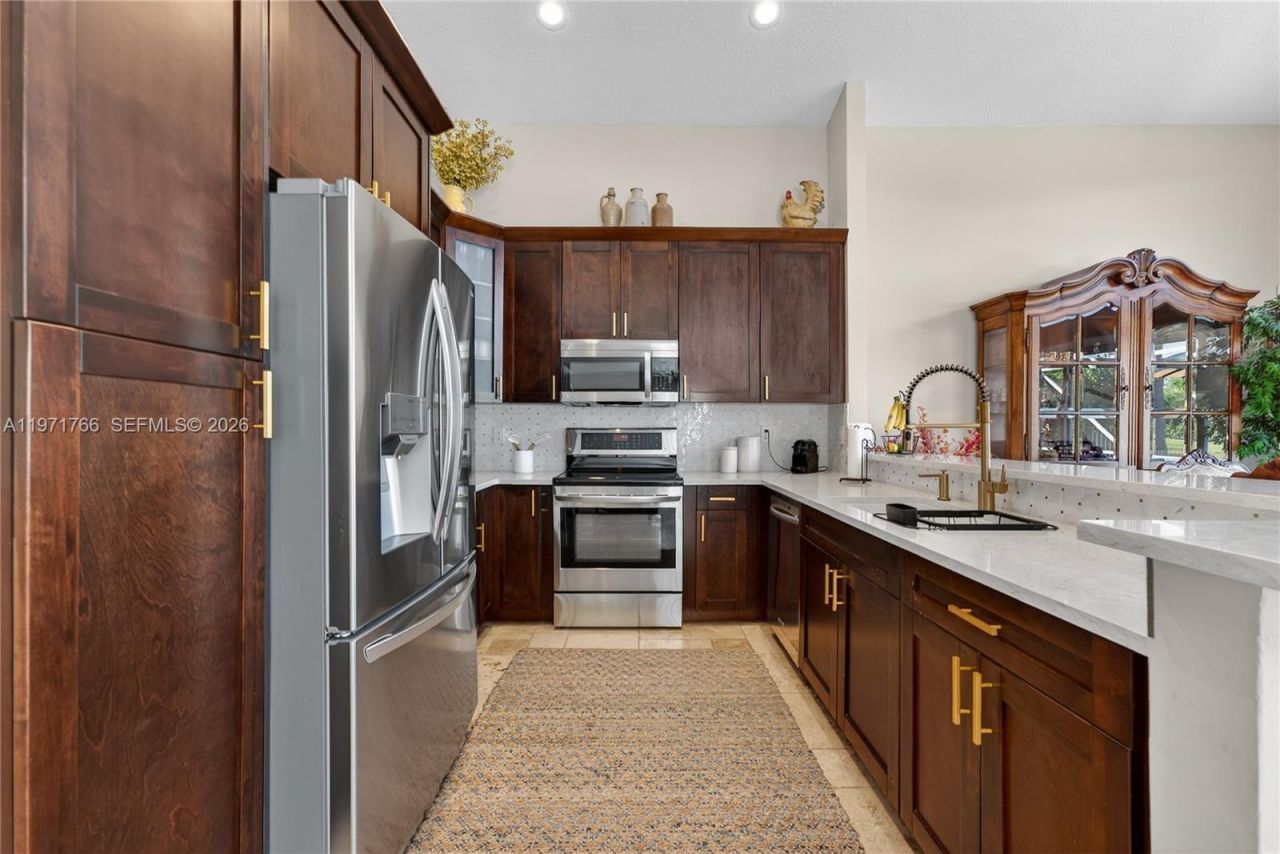 391 Bermuda Springs Dr, Weston, FL 33326 Photo