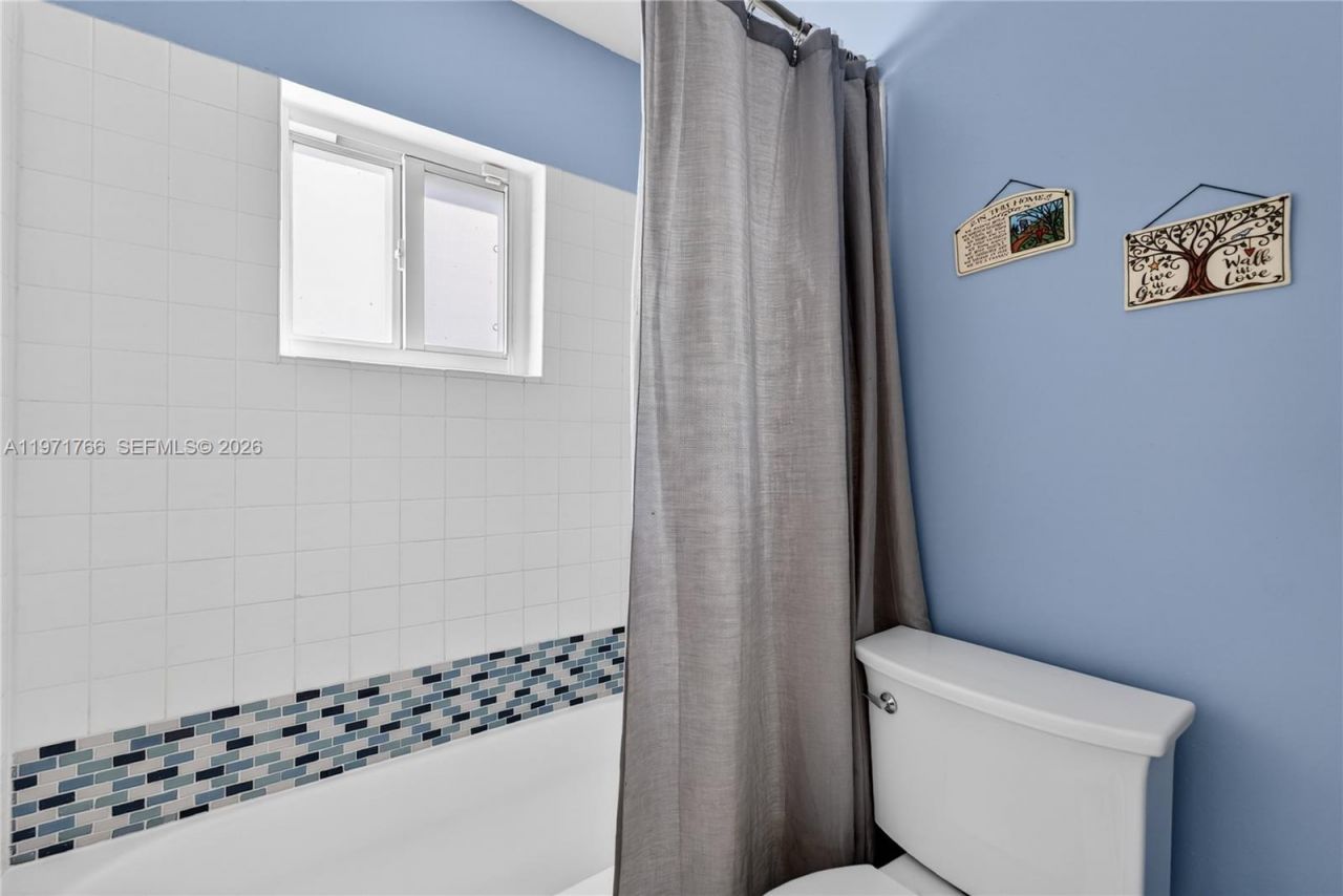 391 Bermuda Springs Dr, Weston, FL 33326 Photo