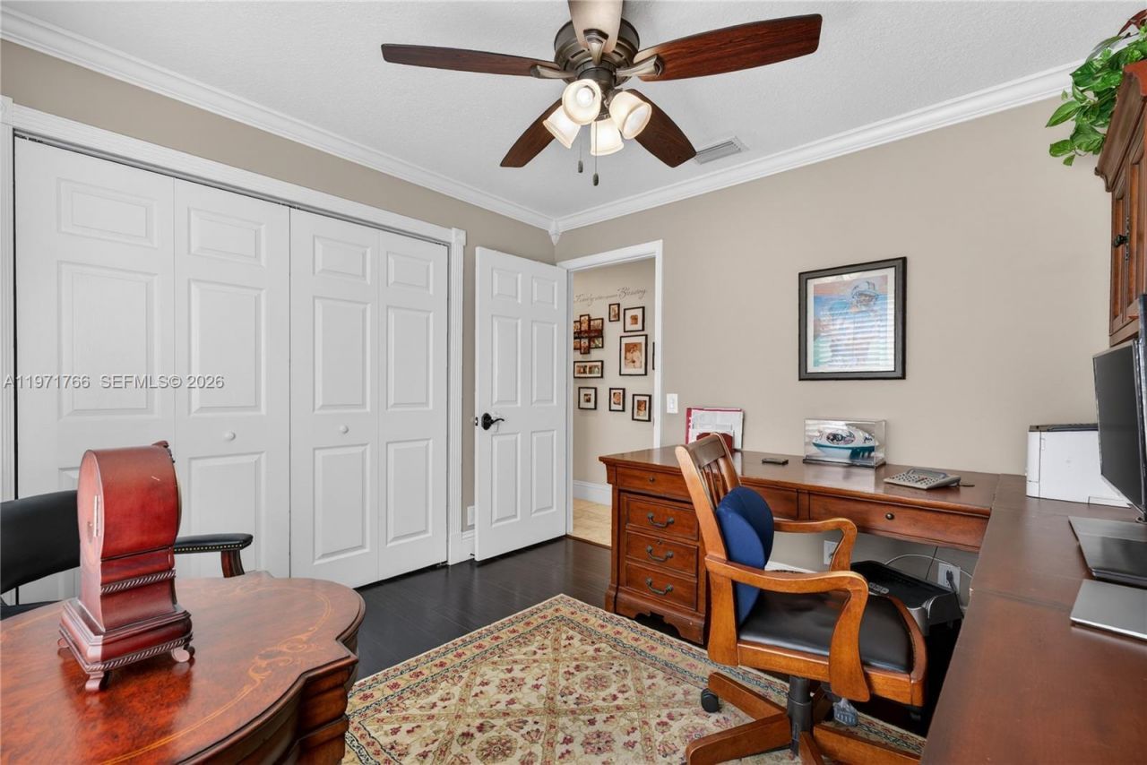 391 Bermuda Springs Dr, Weston, FL 33326 Photo