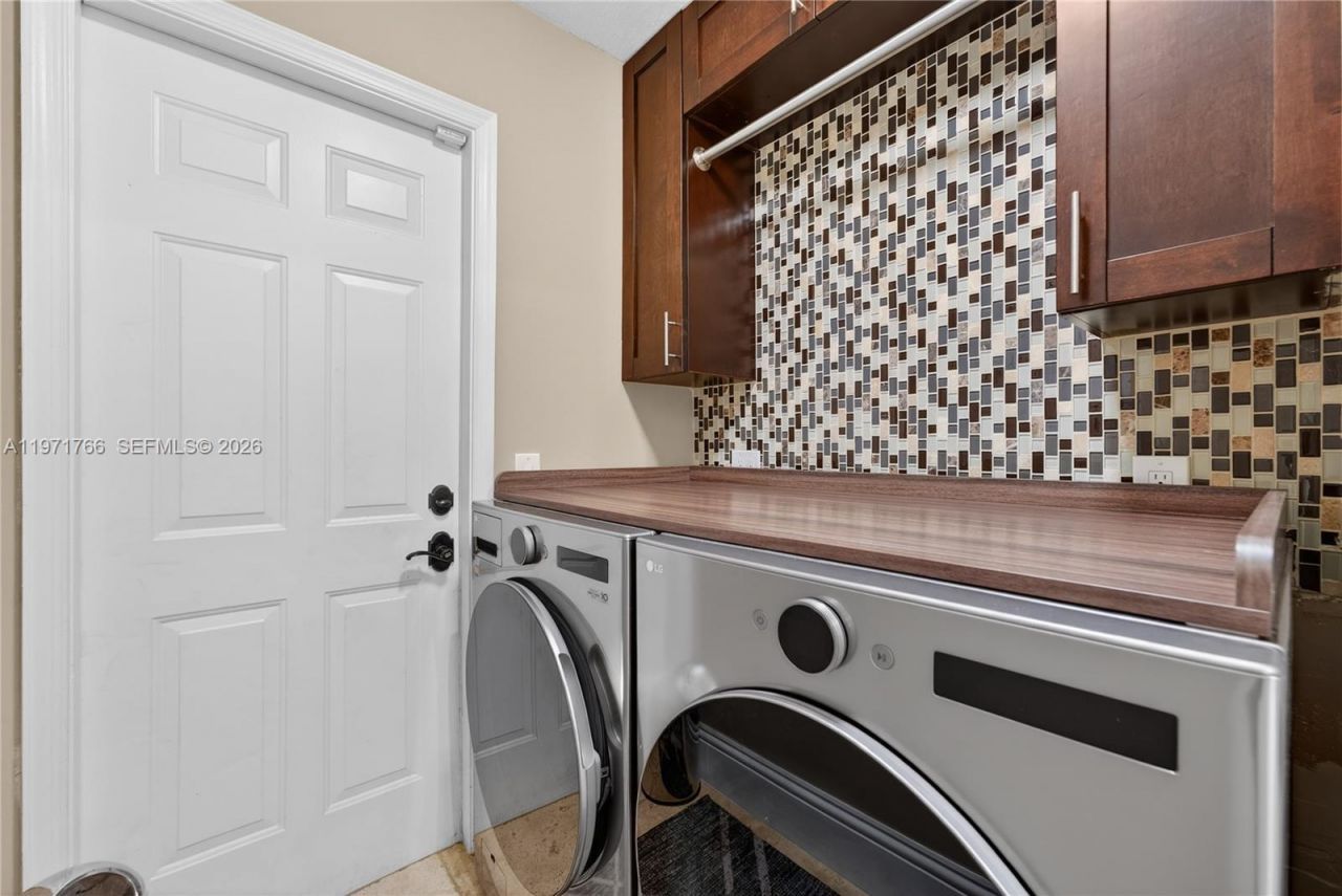 391 Bermuda Springs Dr, Weston, FL 33326 Photo