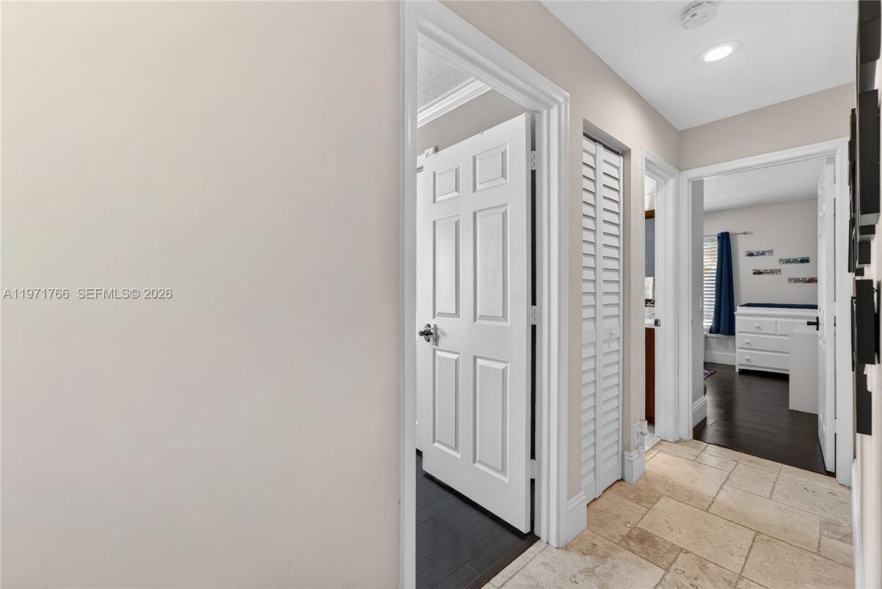 391 Bermuda Springs Dr, Weston, FL 33326 Photo