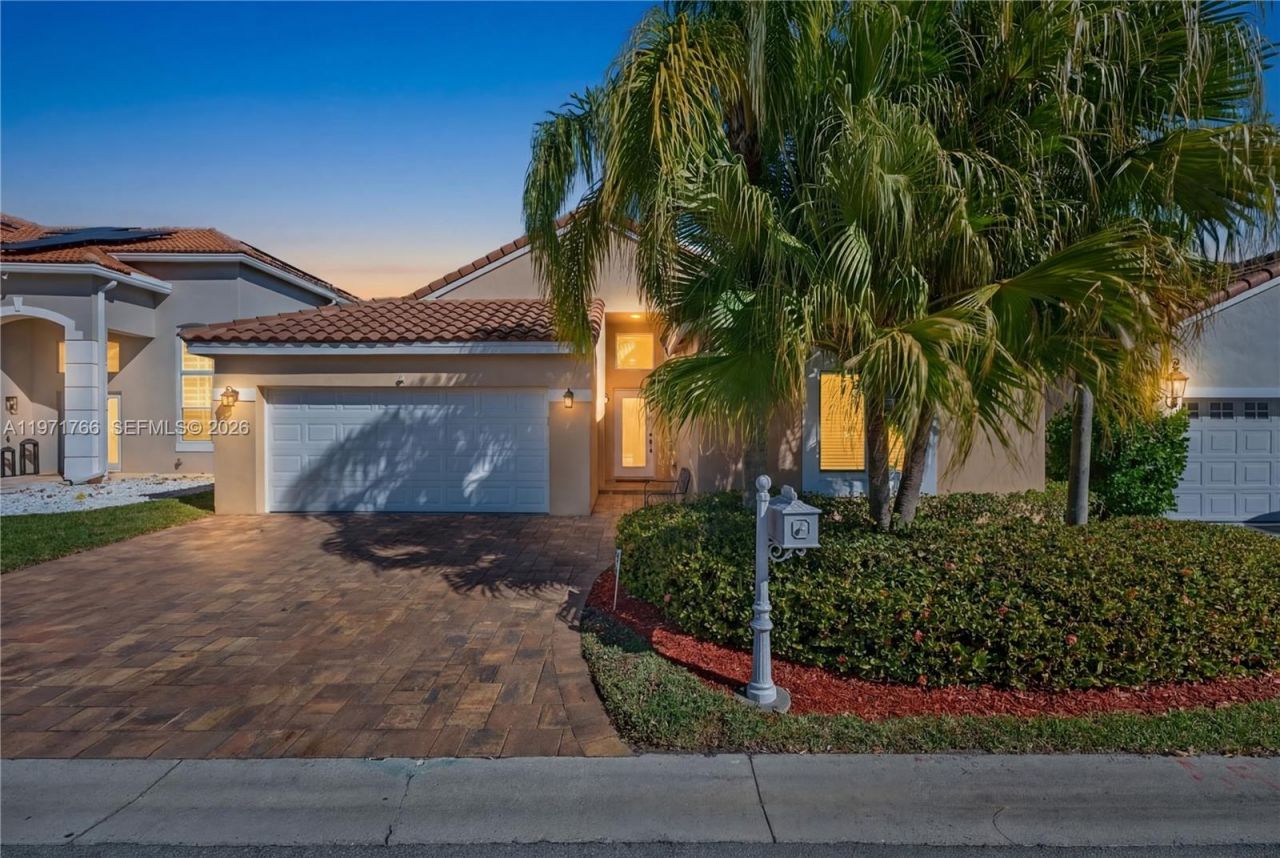 391 Bermuda Springs Dr, Weston, FL 33326 Photo