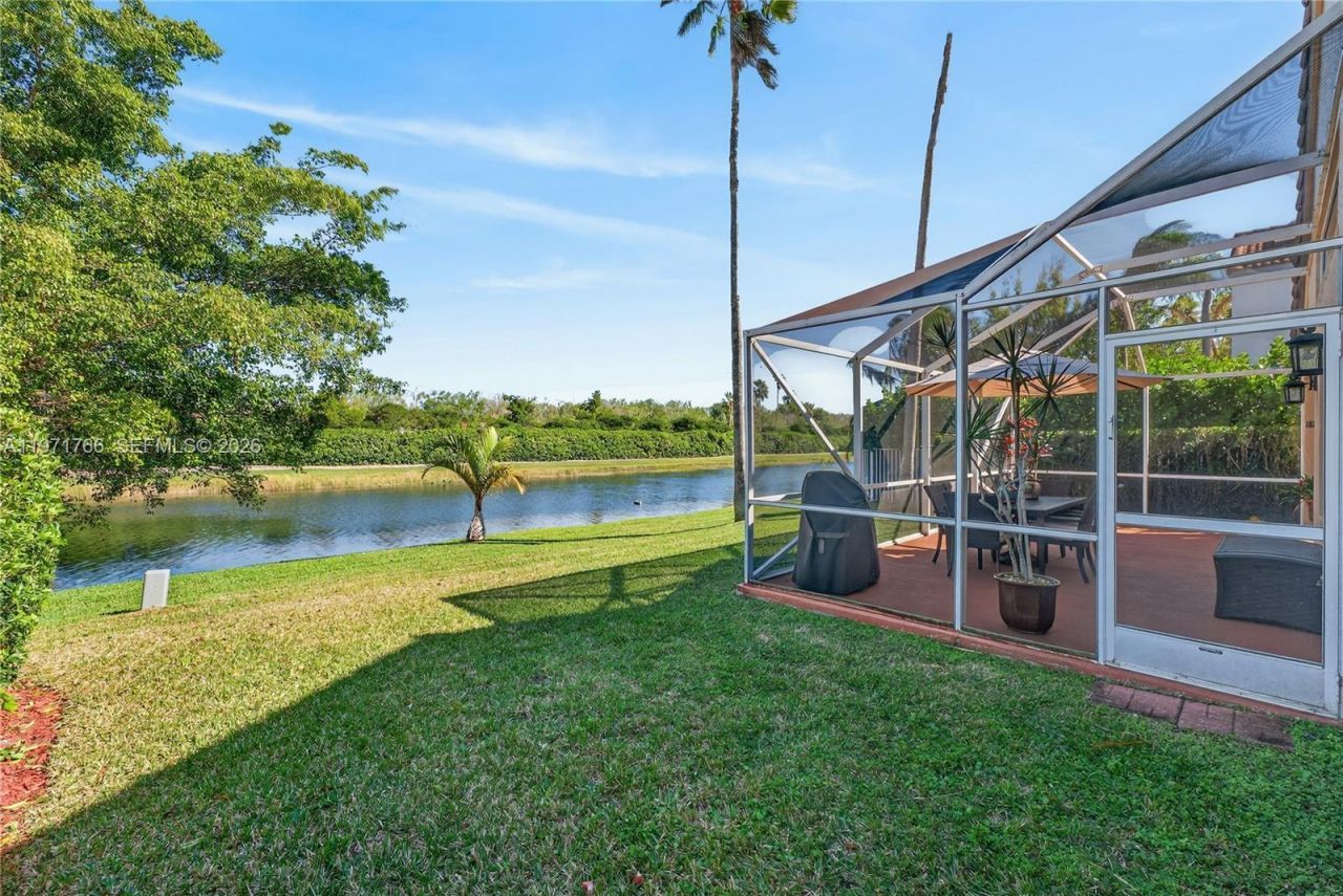 391 Bermuda Springs Dr, Weston, FL 33326 Photo