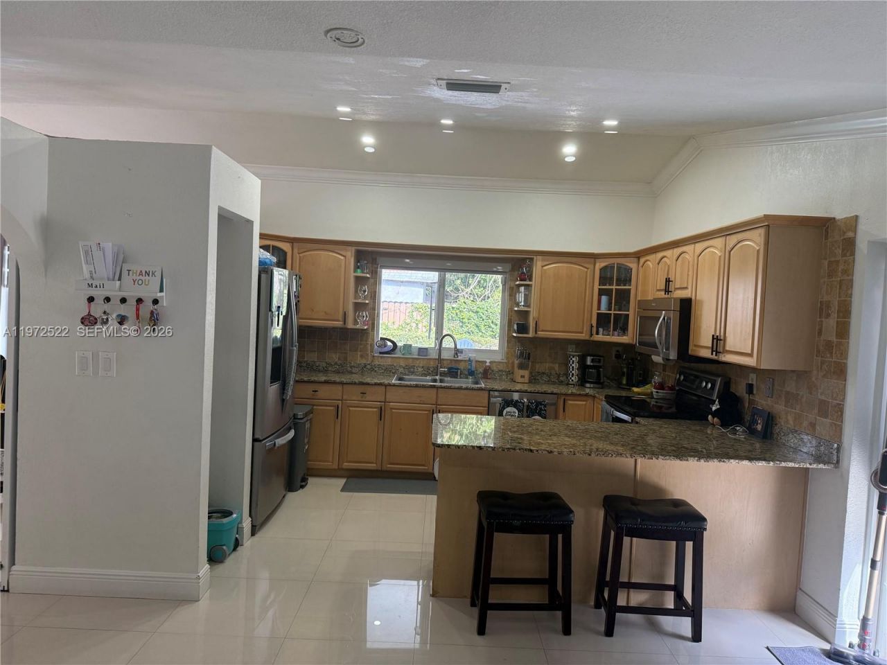 19633 NW 62nd Pl, Miami, FL 33015 Photo