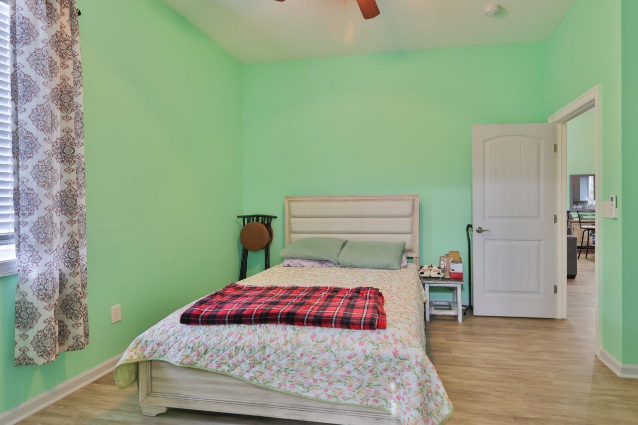 1170 Airport Rd.  Photo 20