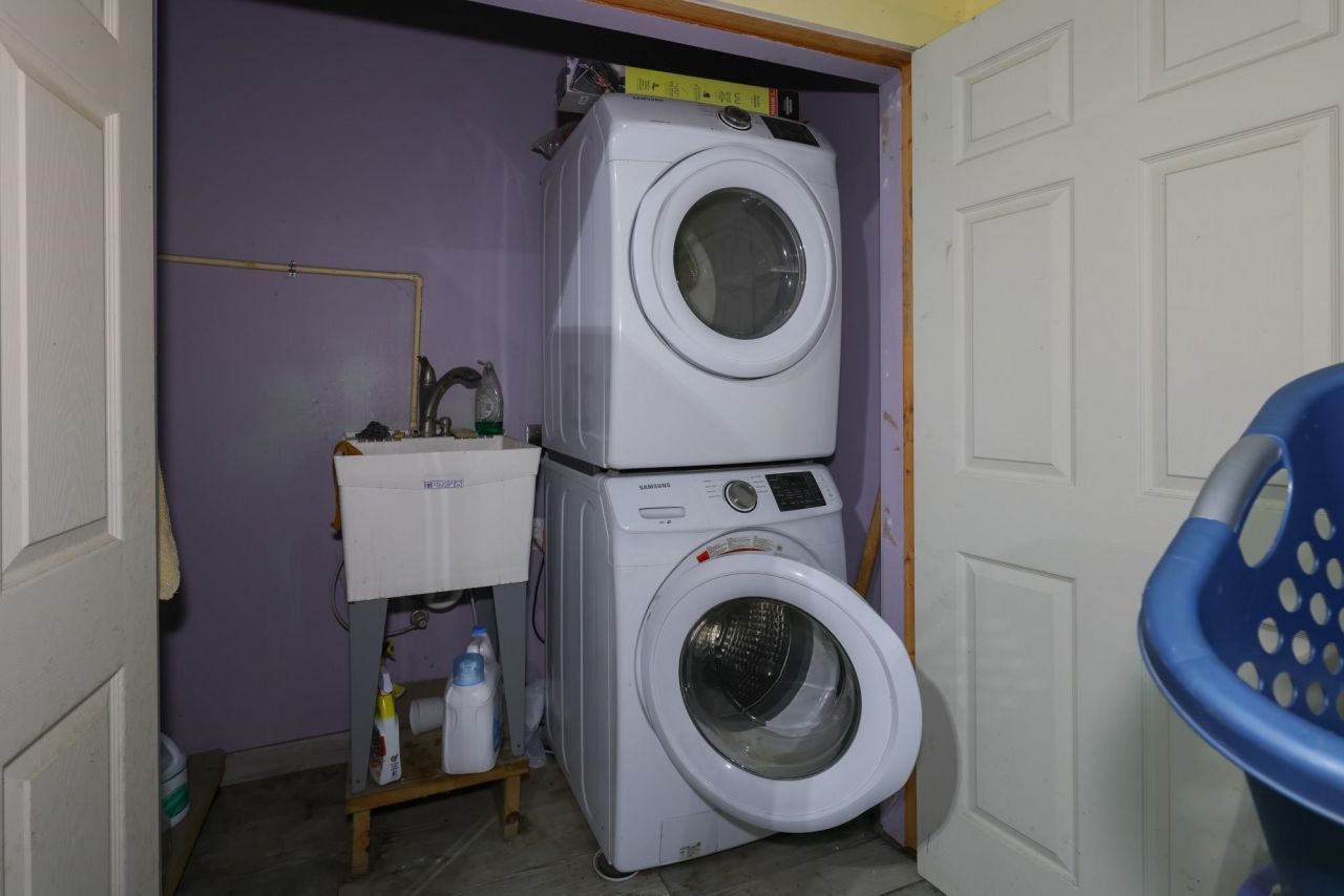 1170 Airport Rd.  Photo 27