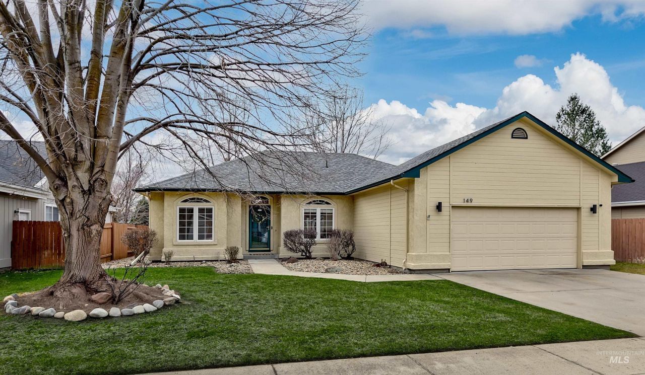 149 S Silverwood Way, Eagle, ID 83616 Main Photo