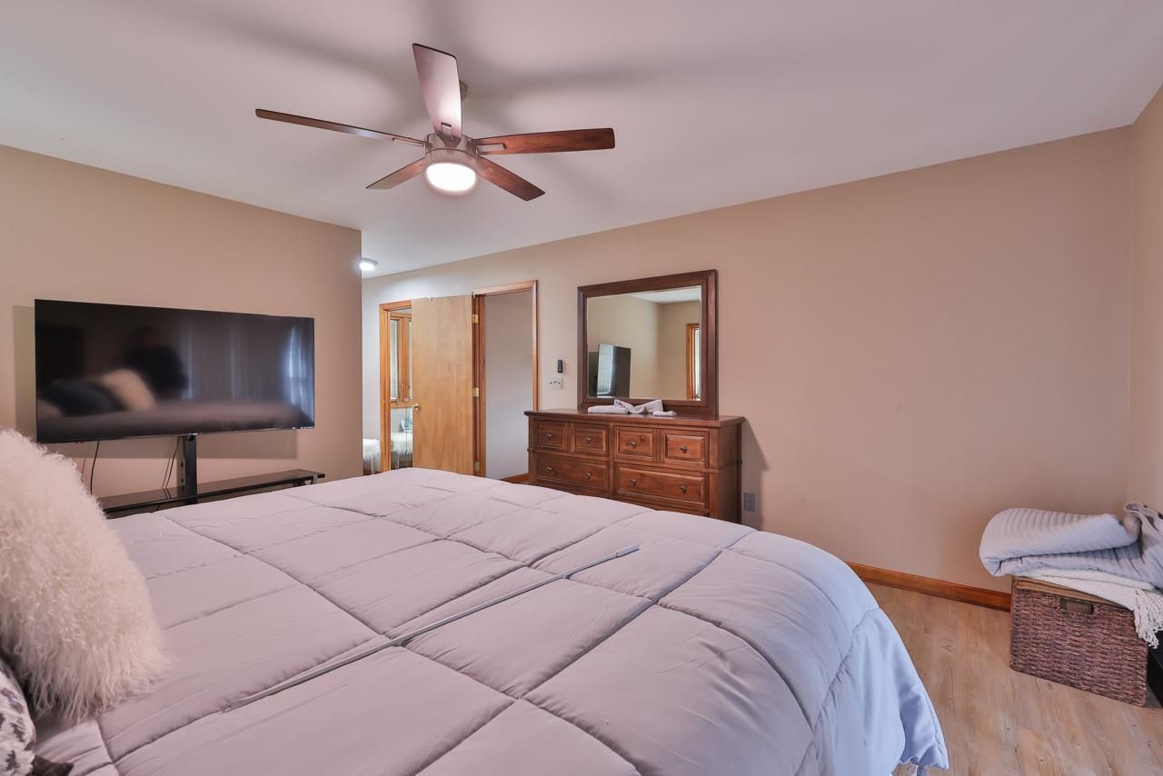 4704 Pine Lake Dr. Photo 14