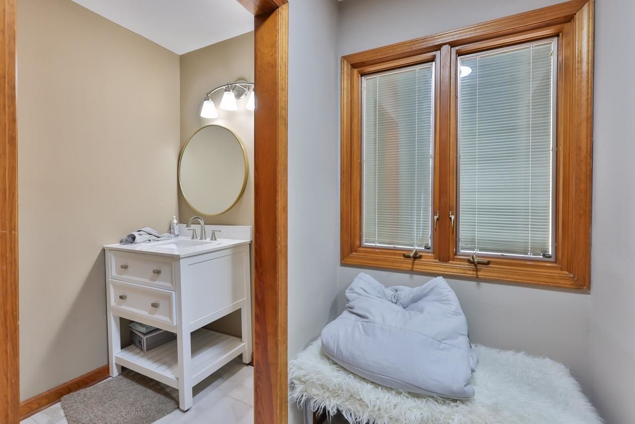 4704 Pine Lake Dr. Photo 15