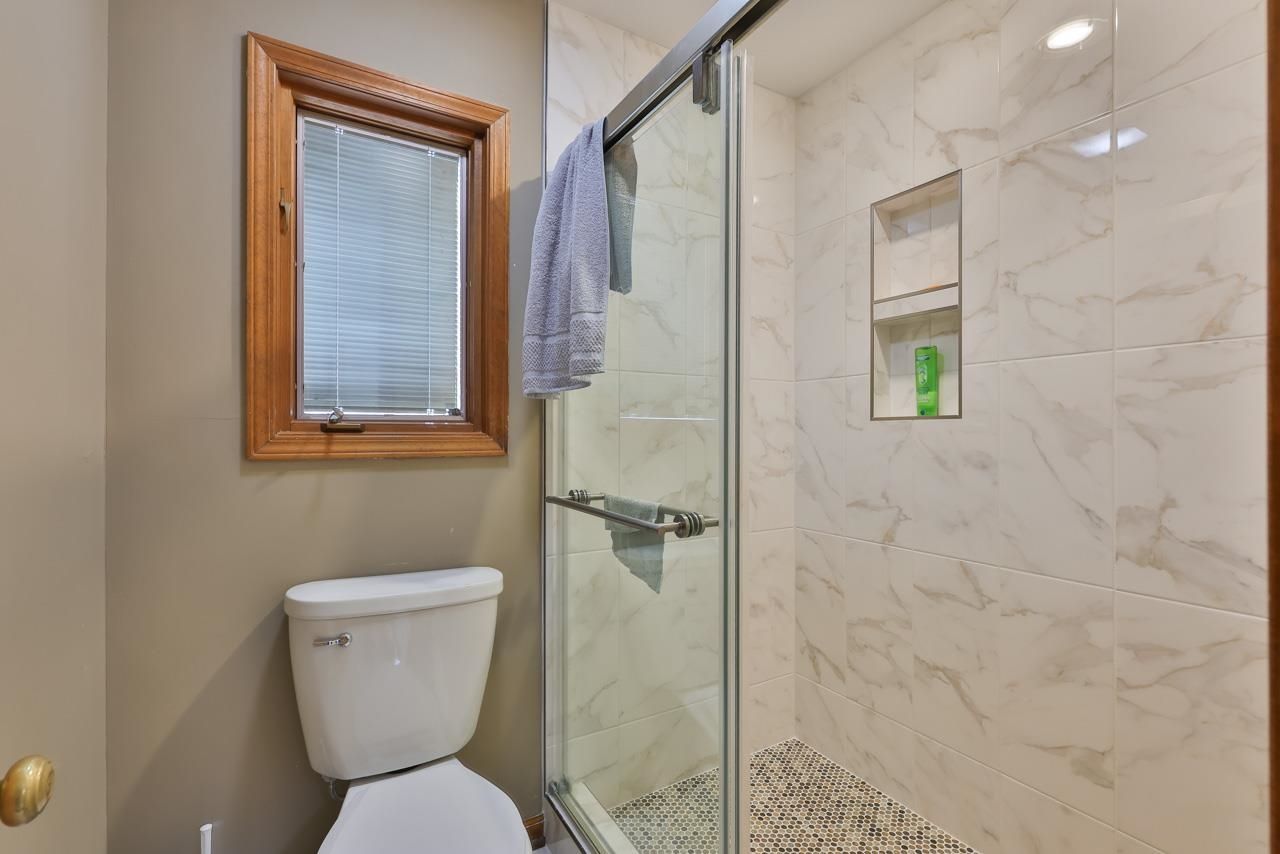 4704 Pine Lake Dr. Photo 16