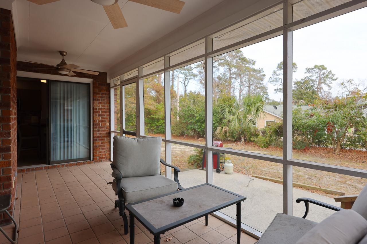 4704 Pine Lake Dr. Photo 25