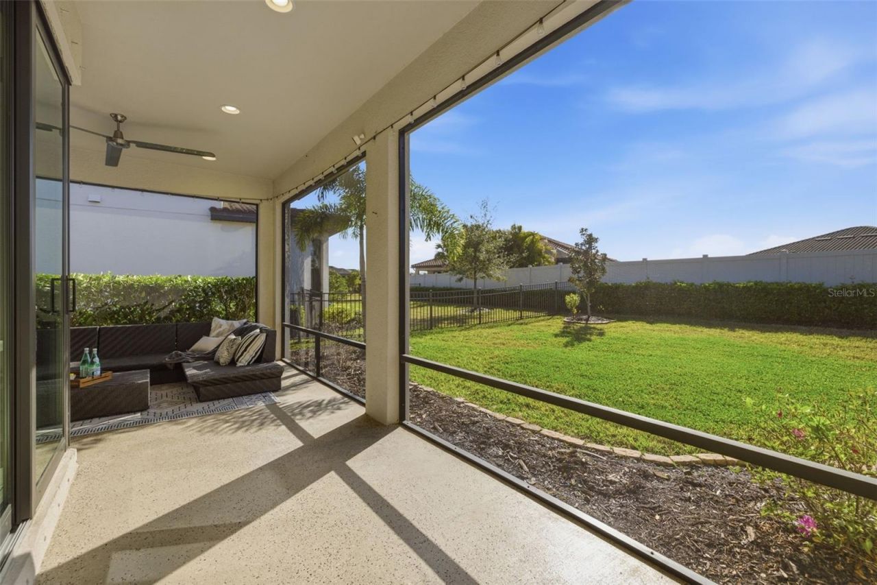 5263 Morey Farms Loop, Palmetto, FL 34221 Photo